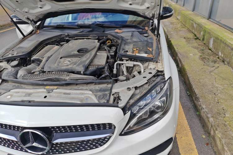 Used Mercedes-Benz C-Class 2016 C 200 Sport Edition Engine Bay Left