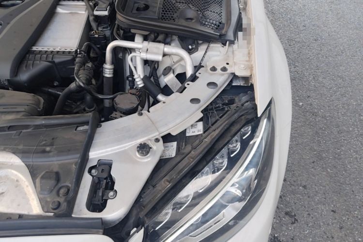 Used Mercedes-Benz C-Class 2016 C 200 Sport Edition Engine Bay Left