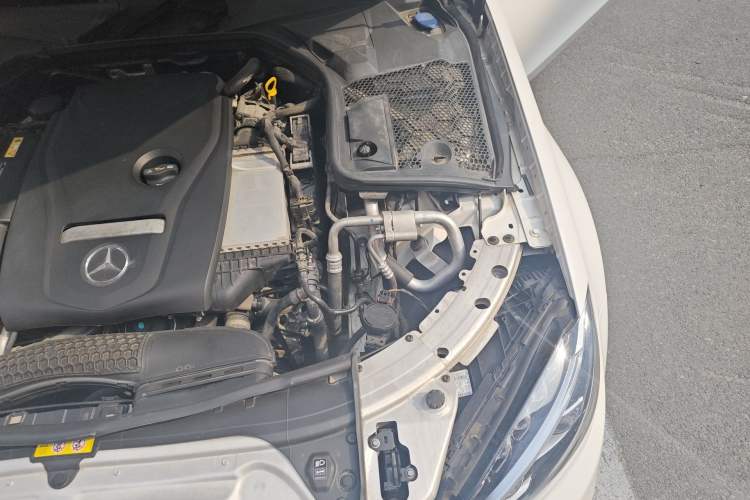 Used Mercedes-Benz C-Class 2016 C 200 4MATIC Coupe Engine Bay Left