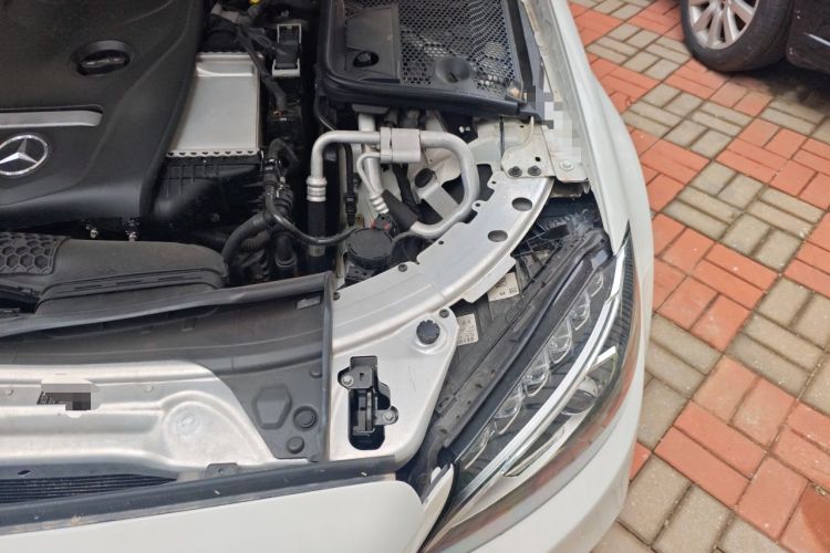 Used Mercedes-Benz C-Class 2016 C 200 L Sport Edition Engine Bay Left