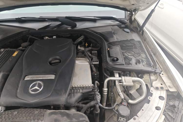 Used Mercedes-Benz C-Class 2016 C 200 L Sport Edition Engine Bay Left