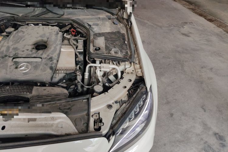 Used Mercedes-Benz C-Class 2016 C 180 L Sport Edition Engine Bay Left