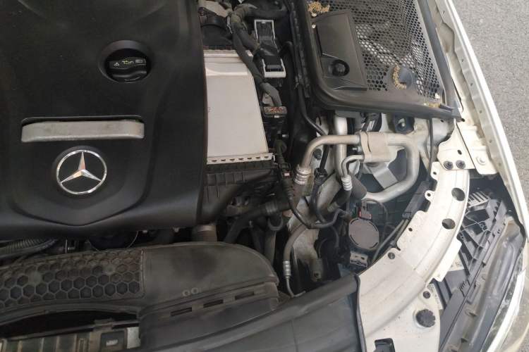 Used Mercedes-Benz C-Class 2016 C 200 Sport Edition Engine Bay Left