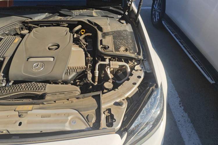 Used Mercedes-Benz C-Class 2016 C 200 L Sport Edition Engine Bay Left