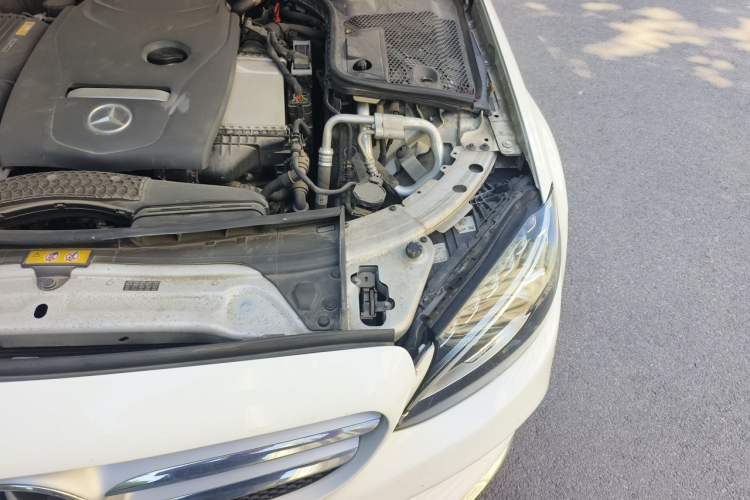 Used Mercedes-Benz C-Class 2016 C 180 L Sport Edition Engine Bay Left