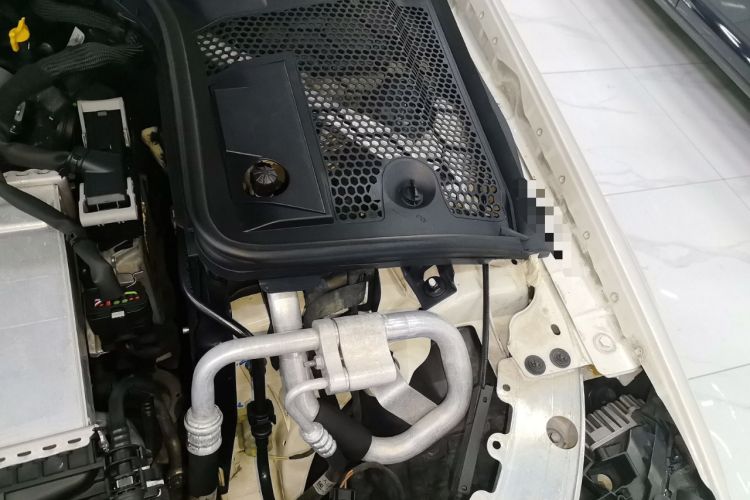 Used Mercedes-Benz C-Class 2016 C 200 Sport Edition Engine Bay Left