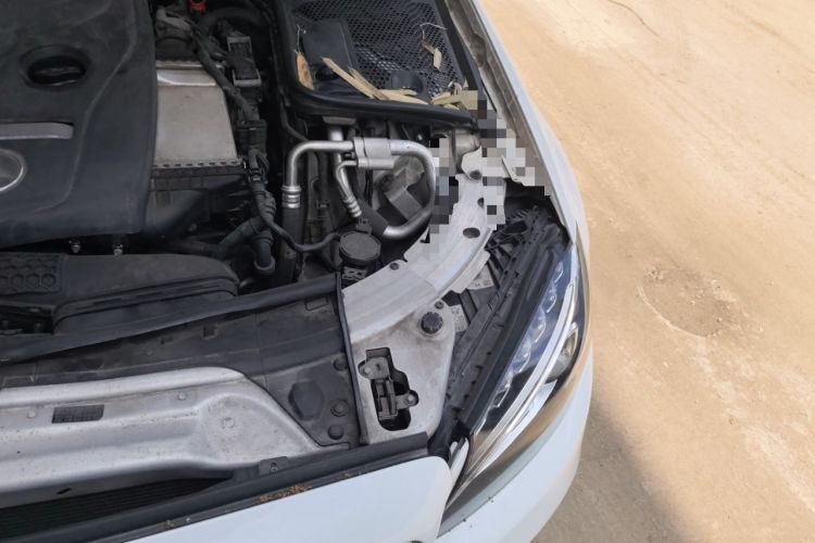 Used Mercedes-Benz C-Class 2016 C 180 L Sport Edition Engine Bay Left