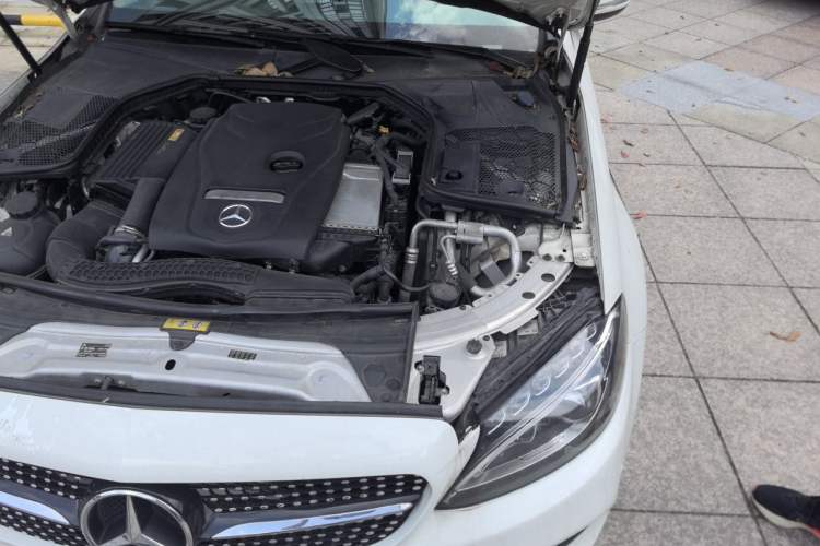 Used Mercedes-Benz C-Class 2016 C 200 L Sport Edition Engine Bay Left