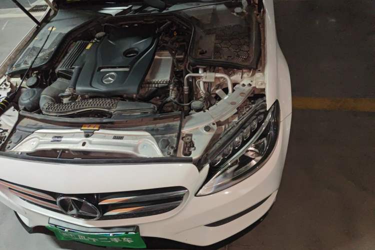 Used Mercedes-Benz C-Class 2016 C 200 Sport Edition Engine Bay Left