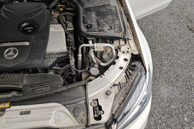 Used Mercedes-Benz C-Class 2016 C 200 Sport Edition Engine Bay Left