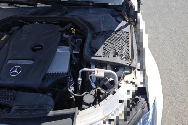 Used Mercedes-Benz C-Class 2016 C 200 L Engine Bay Left