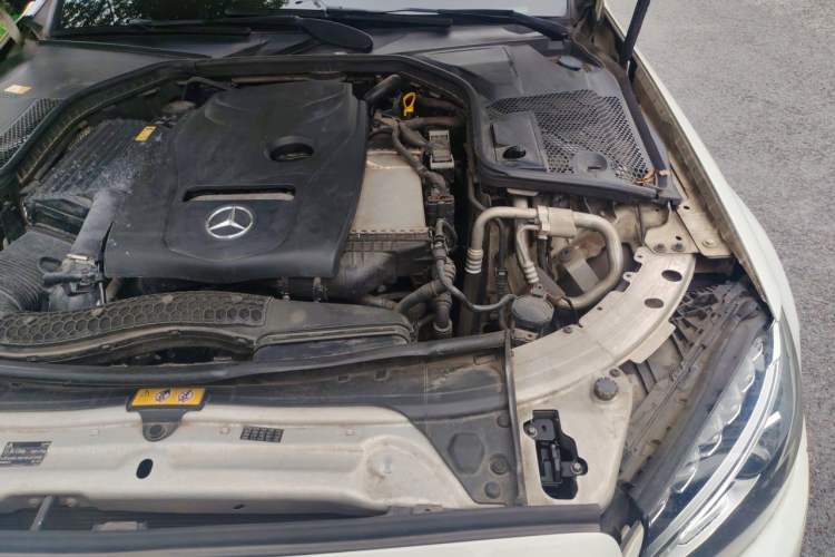 Used Mercedes-Benz C-Class 2016 C 200 Sport Edition Engine Bay Left
