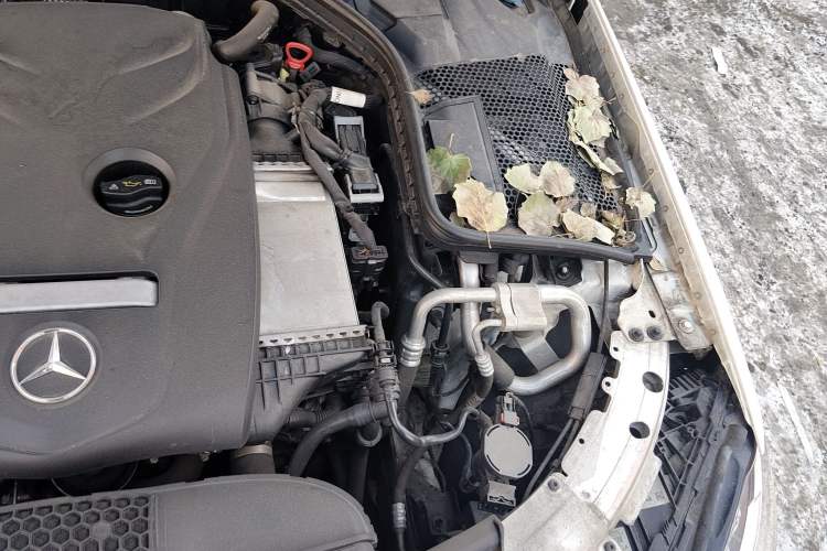 Used Mercedes-Benz C-Class 2016 C 180 L Sport Edition Engine Bay Left