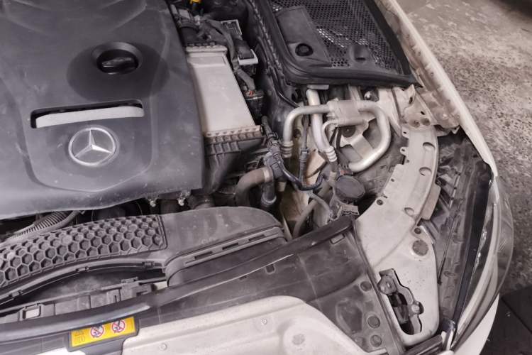 Used Mercedes-Benz C-Class 2016 C 200 Coupe Engine Bay Left