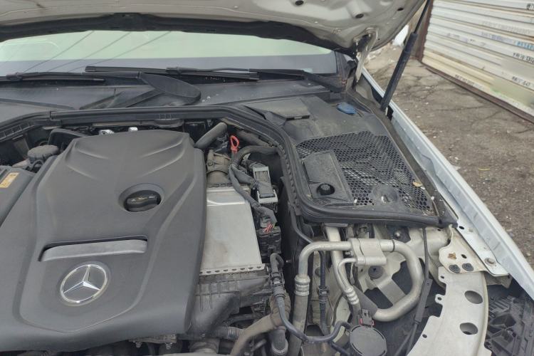 Used Mercedes-Benz C-Class 2016 C 180 L Sport Edition Engine Bay Left