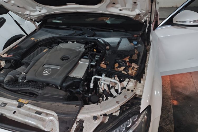 Used Mercedes-Benz C-Class 2016 C 200 L Sport Edition Engine Bay Left