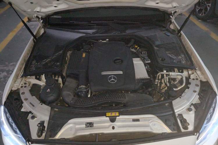 Used Mercedes-Benz C-Class 2016 C 200 L Sport Edition Engine Bay