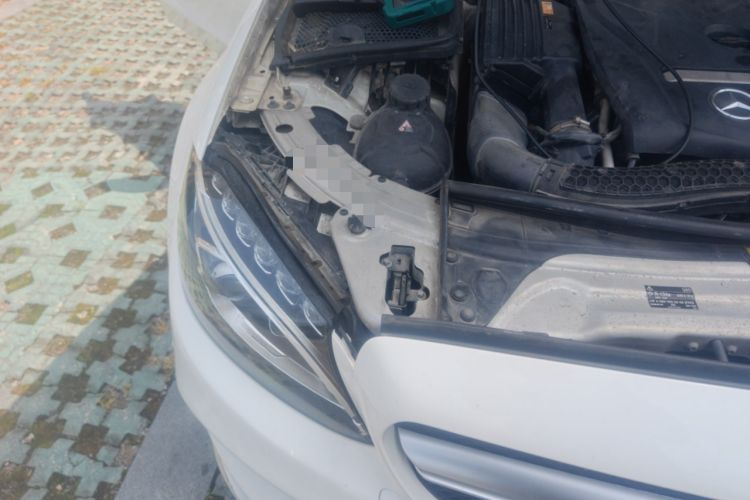 Used Mercedes-Benz C-Class 2016 C 200 L Sport Edition Engine Bay Right