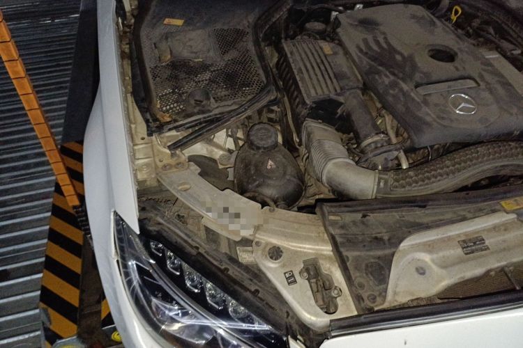 Used Mercedes-Benz C-Class 2016 C 200 L 4MATIC Sport Edition Engine Bay Right
