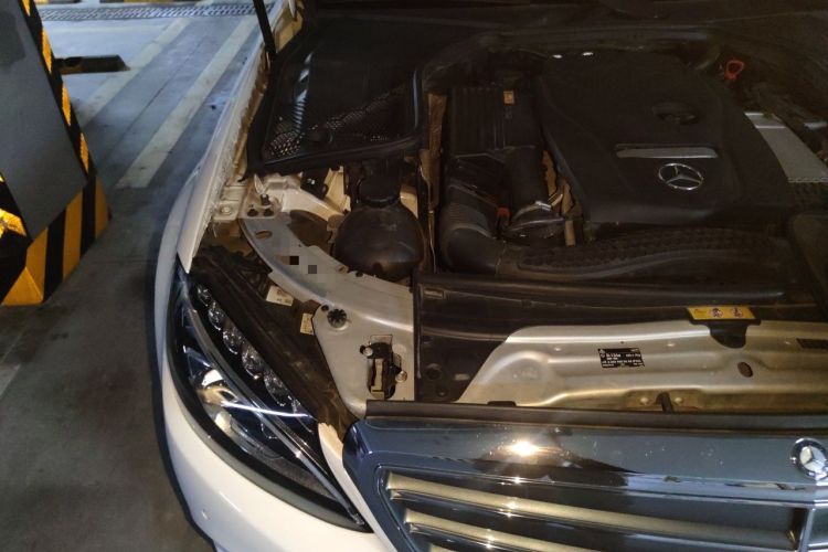 Used Mercedes-Benz C-Class 2016 C 180 L Engine Bay Right