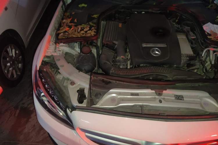 Used Mercedes-Benz C-Class 2016 C 200 Sport Edition Engine Bay Right