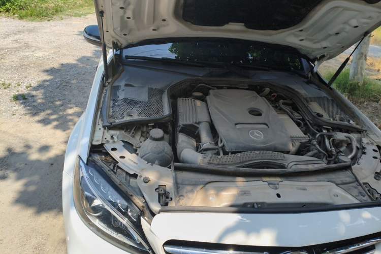 Used Mercedes-Benz C-Class 2016 C 200 Sport Edition Engine Bay Right