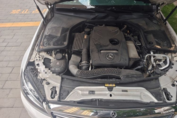Used Mercedes-Benz C-Class 2016 C 200 L Engine Bay Right