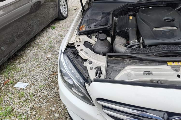 Used Mercedes-Benz C-Class 2016 C 200 Sport Edition 4MATIC Engine Bay Right