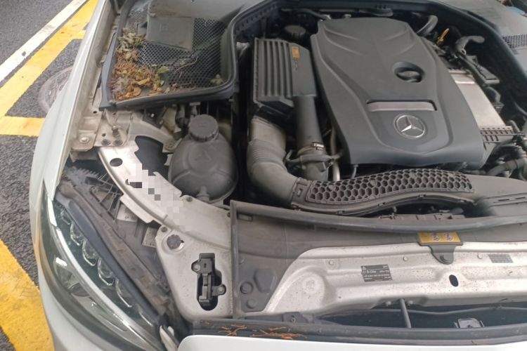 Used Mercedes-Benz C-Class 2016 C 200 L Sport Edition Engine Bay Right