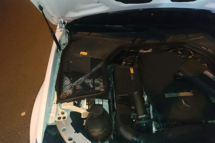 Used Mercedes-Benz C-Class 2016 C 200 Coupe Engine Bay Right