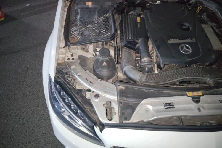 Used Mercedes-Benz C-Class 2016 C 200 L Sport Edition Engine Bay Right