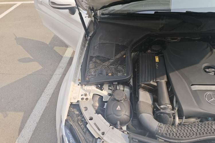 Used Mercedes-Benz C-Class 2016 C 200 4MATIC Coupe Engine Bay Right