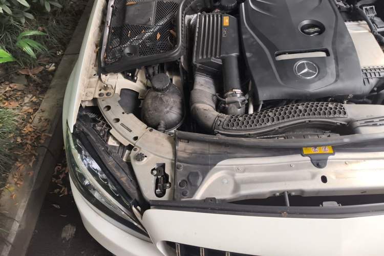 Used Mercedes-Benz C-Class 2016 C 200 Coupe Engine Bay Right