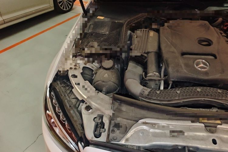 Used Mercedes-Benz C-Class 2016 C 180 L Sport Edition Engine Bay Right