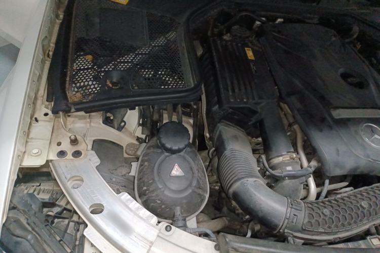 Used Mercedes-Benz C-Class 2016 C 200 L Sport Edition Engine Bay Right