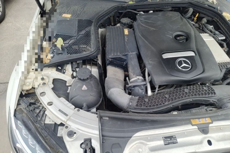 Used Mercedes-Benz C-Class 2016 C 200 L Sport Edition Engine Bay Right