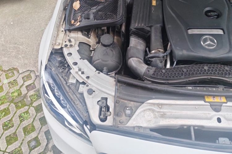 Used Mercedes-Benz C-Class 2016 C 300 station wagon Engine Bay Right