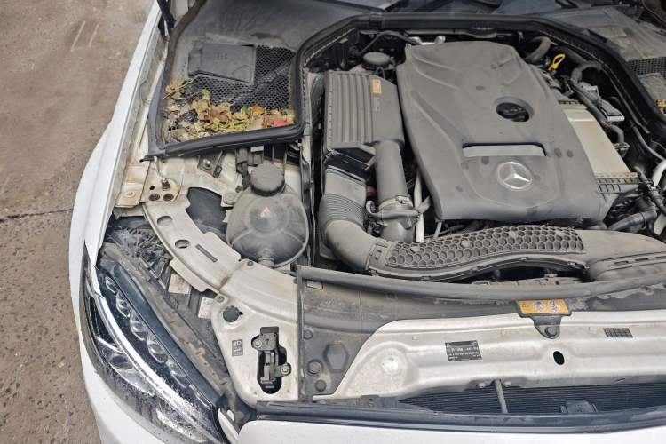 Used Mercedes-Benz C-Class 2016 C 200 Sport Edition 4MATIC Engine Bay Right
