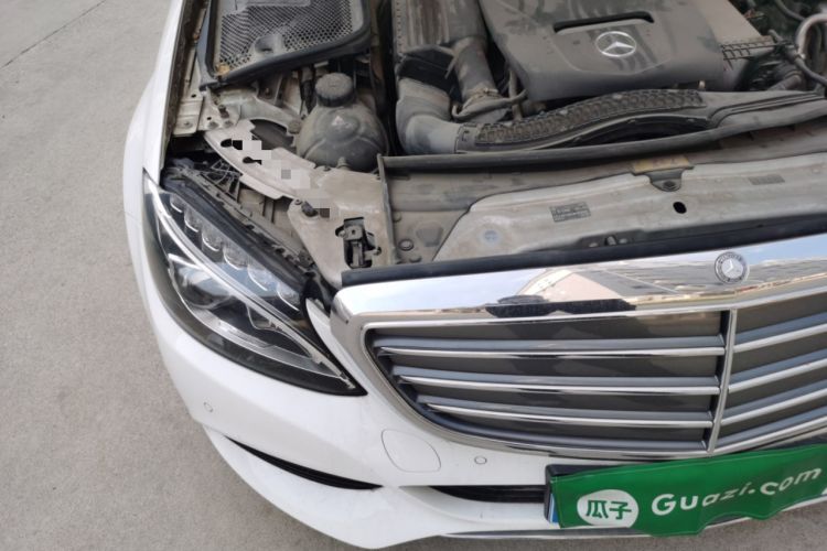 Used Mercedes-Benz C-Class 2016 C 200 L Engine Bay Right