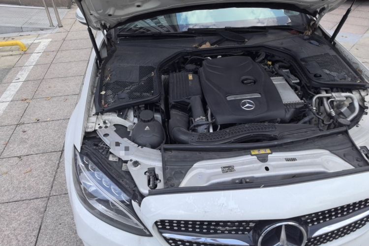 Used Mercedes-Benz C-Class 2016 C 200 L Sport Edition Engine Bay Right