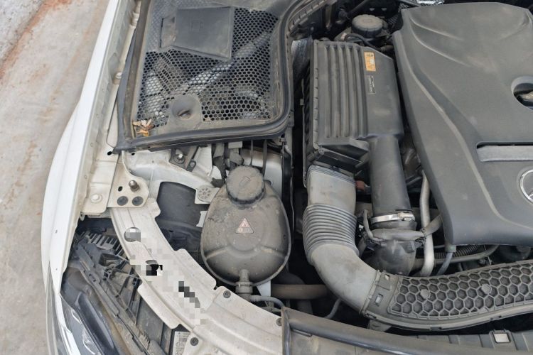 Used Mercedes-Benz C-Class 2016 C 200 L Sport Edition Engine Bay Right