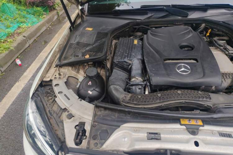 Used Mercedes-Benz C-Class 2016 C 200 Sport Edition Engine Bay Right
