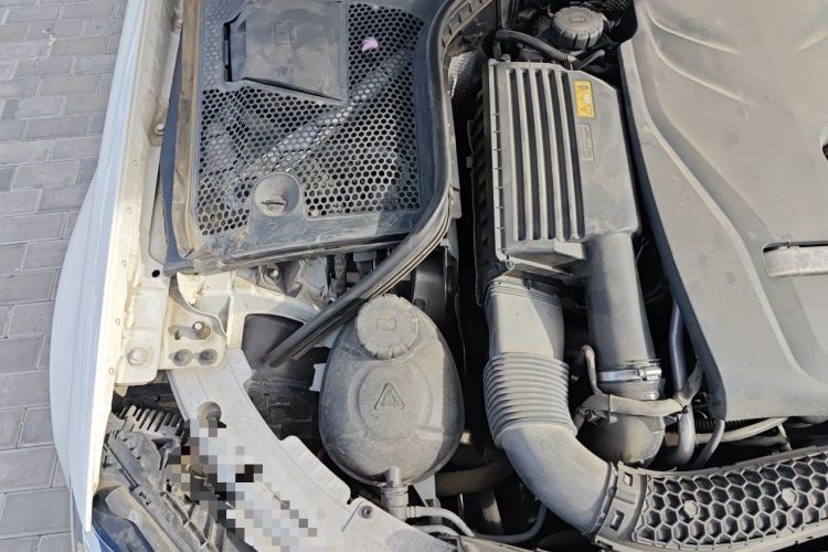 Used Mercedes-Benz C-Class 2016 C 200 L 4MATIC Sport Edition Engine Bay Right
