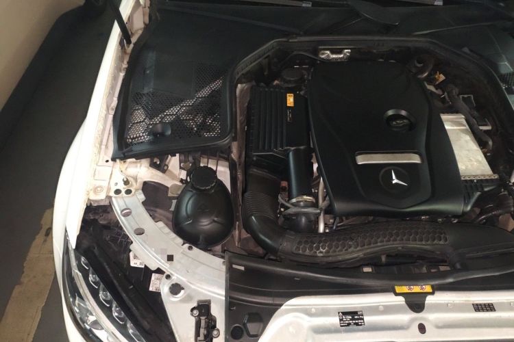 Used Mercedes-Benz C-Class 2016 C 200 L Sport Edition Engine Bay Right