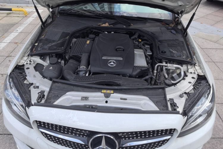 Used Mercedes-Benz C-Class 2016 C 200 L Sport Edition Engine Bay
