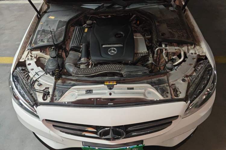 Used Mercedes-Benz C-Class 2016 C 200 Sport Edition Engine Bay