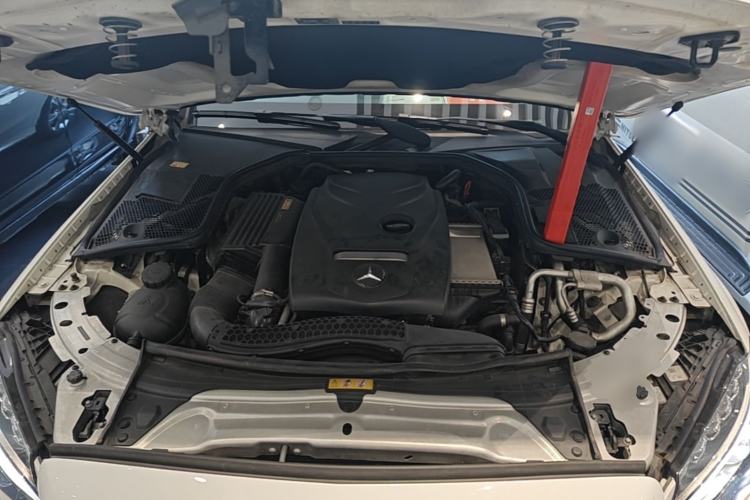 Used Mercedes-Benz C-Class 2016 C 180 Estate Engine Bay
