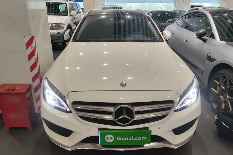 Used Mercedes-Benz C-Class 2016 C 180 Estate Exterior 1