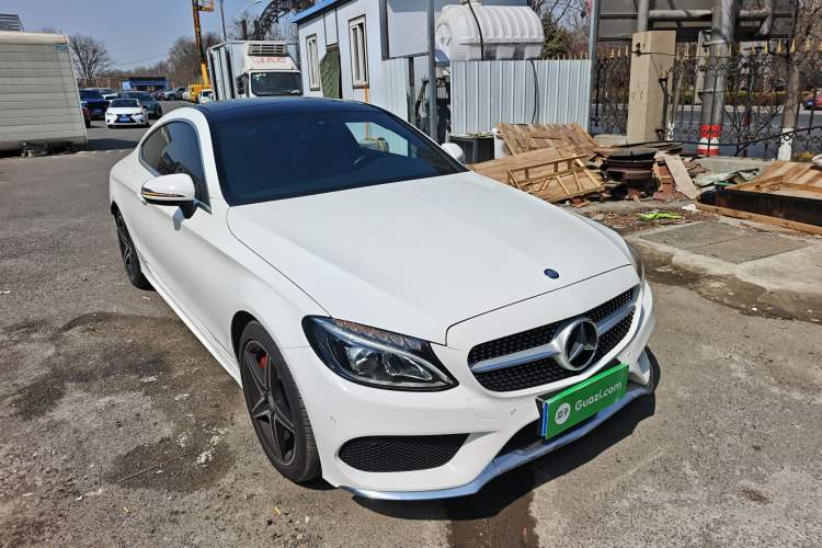 Used Mercedes-Benz C-Class 2016 C 200 Coupe Exterior 1