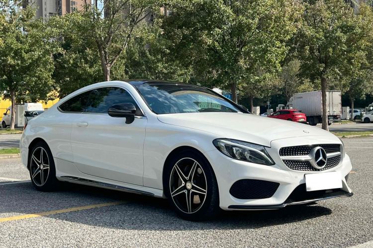 Used Mercedes-Benz C-Class 2016 C 200 Coupe Exterior 2